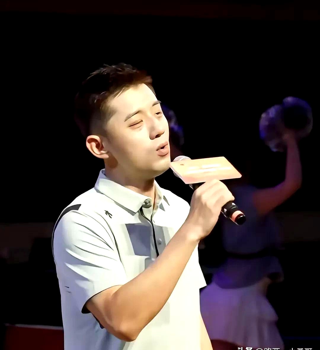 -日本乒乓球队完胜波兰乒乓球队，张继科统治全场