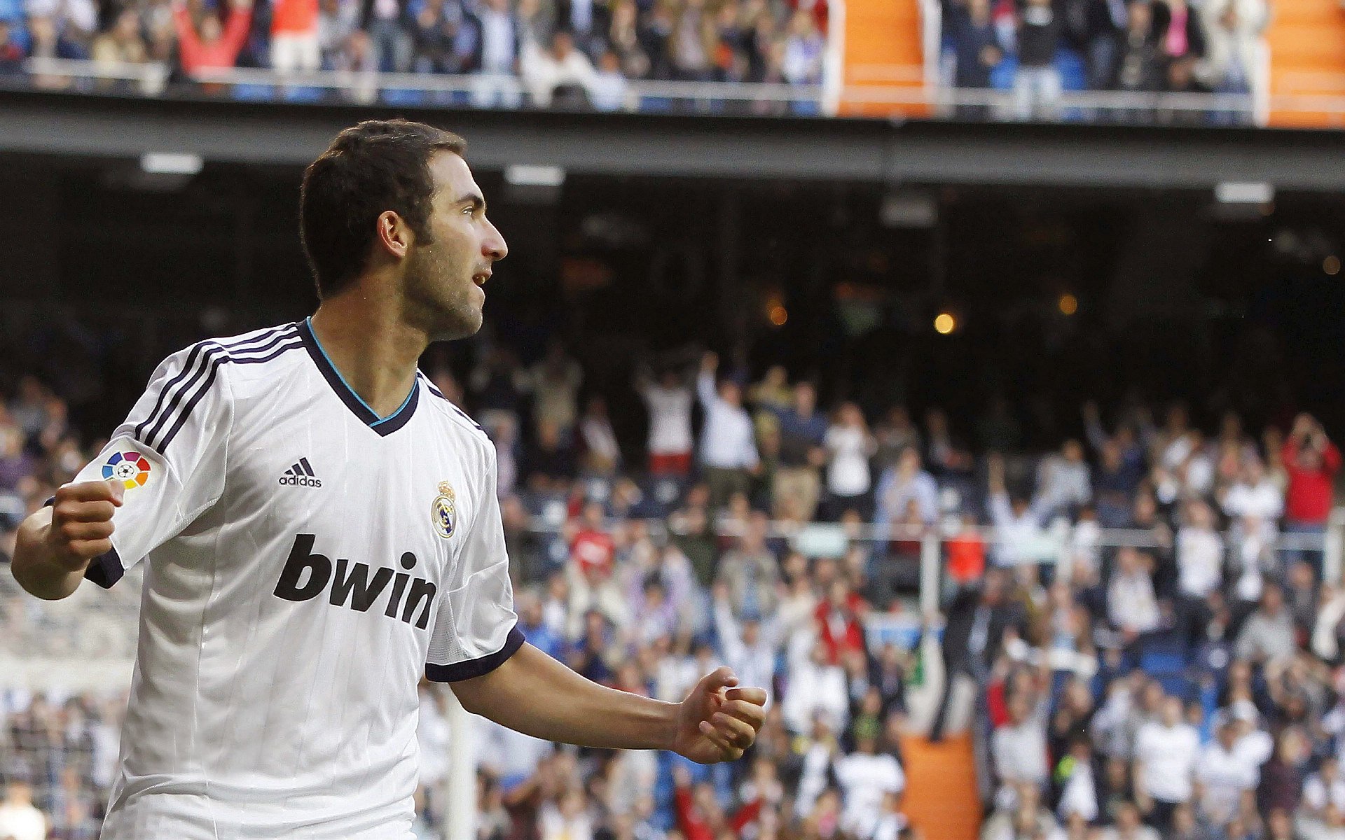 DB电竞官网登录-上海队掀翻广东队,杰伦·格林如何成为攻防转换核心