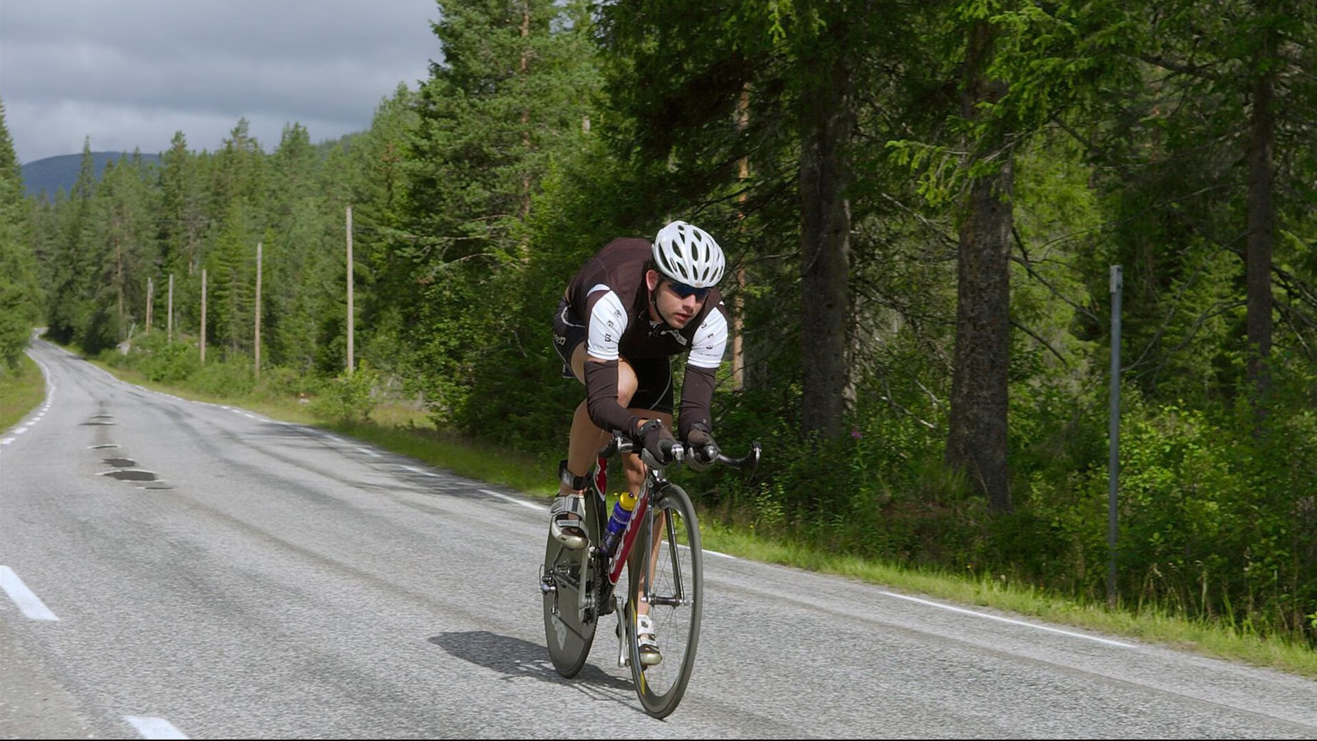 巅峰对决,广东队险胜尼克斯,小贾伦成关键先生